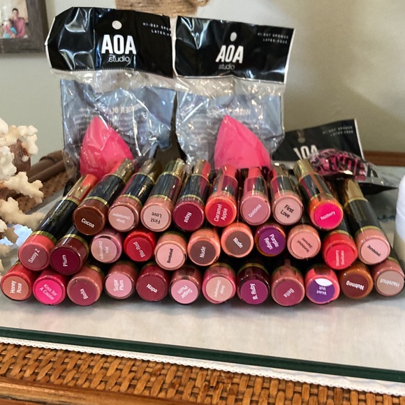 Huge SeneGence bundle SALE plus extra items!! LipSense,ShadowSense, etc - Picture 8 of 11